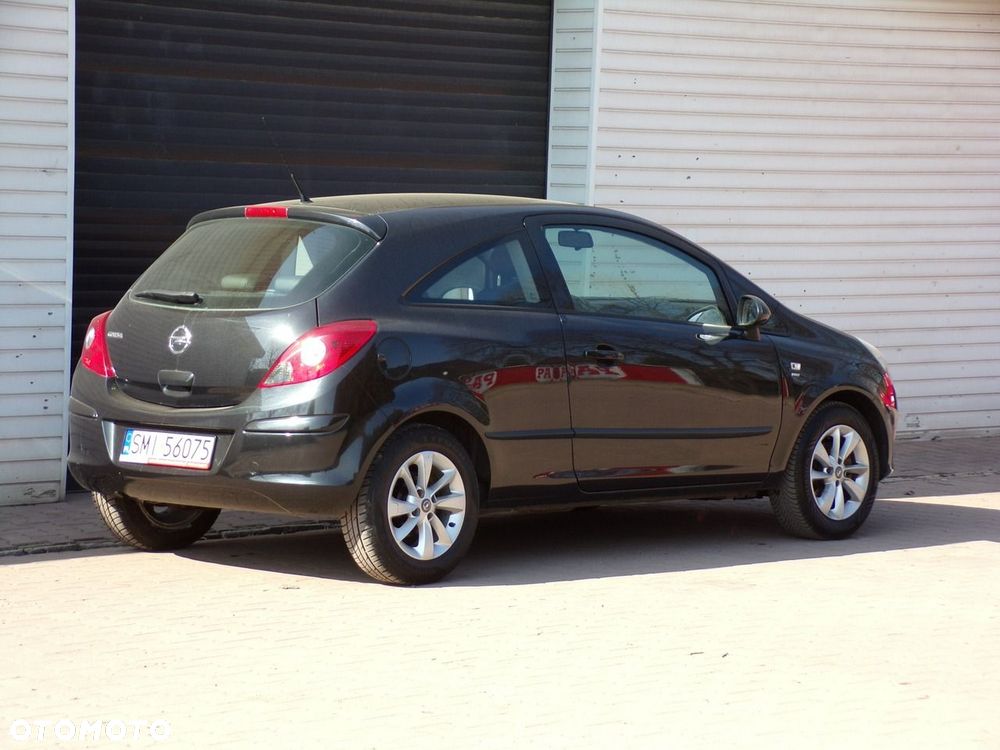 Opel Corsa - 11