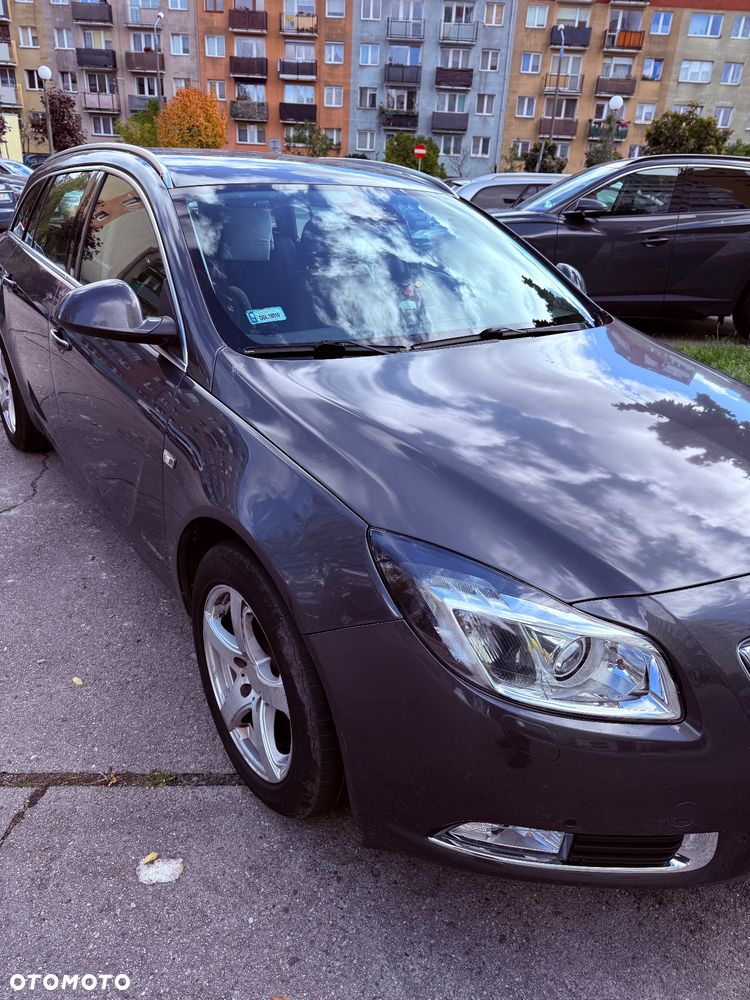 Opel Insignia 2.0 CDTI Sports Tourer - 1
