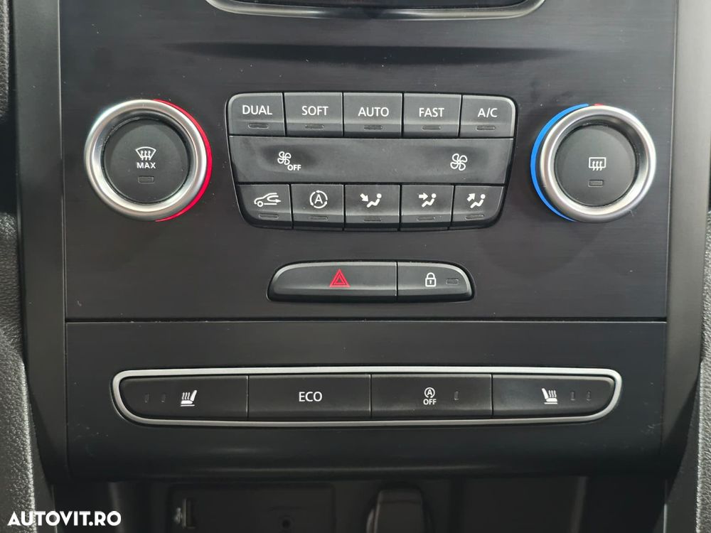 Renault Megane ENERGY TCe Life - 9