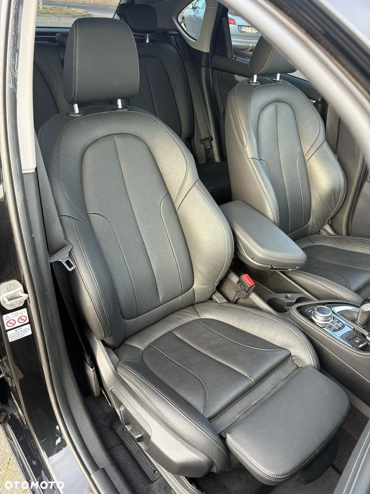 BMW Seria 2 218d - 34