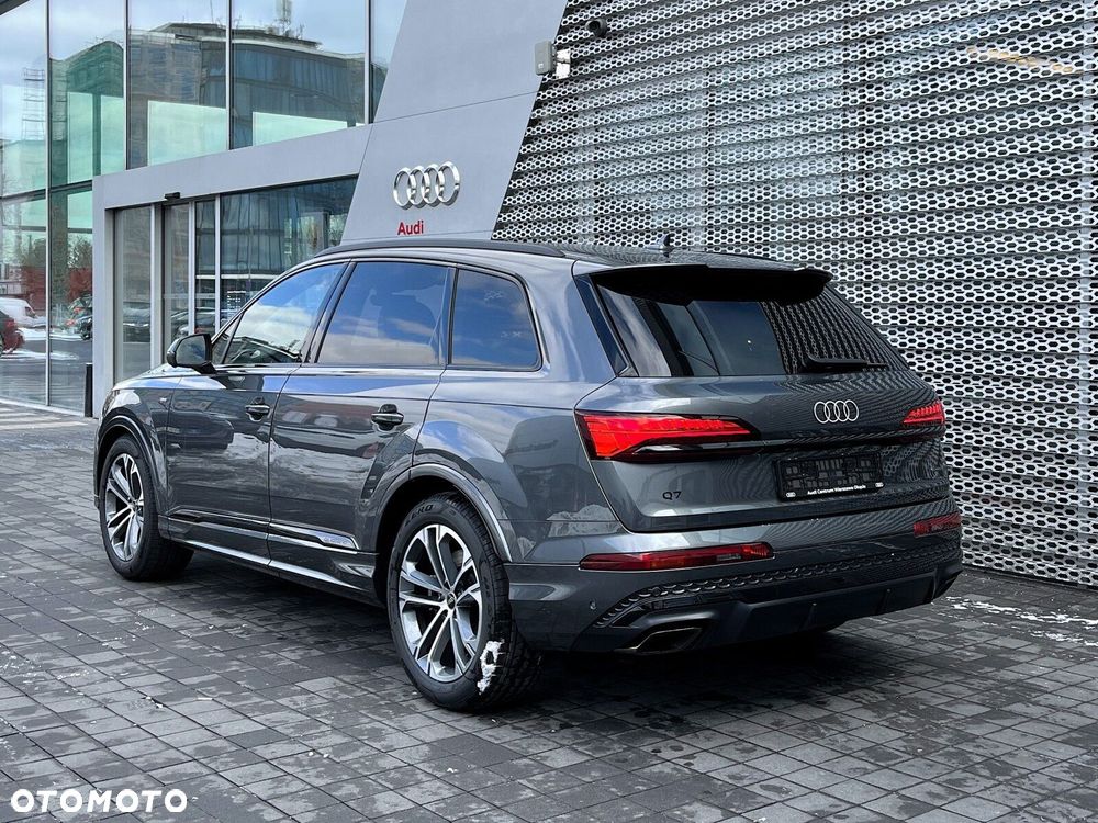 Audi Q7 - 4