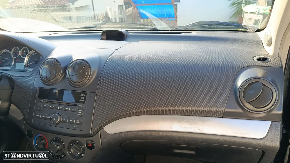 Chevrolet Aveo - 6