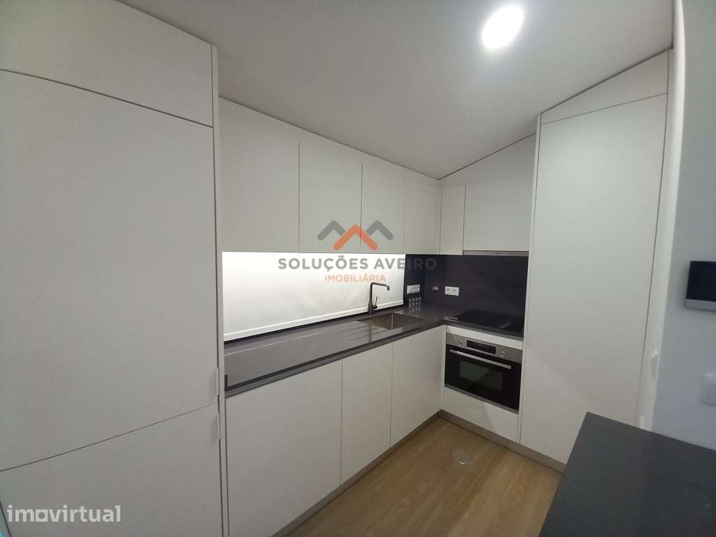 Apartamento T1 - Centro de Aveiro! - Grande imagem: 2/12