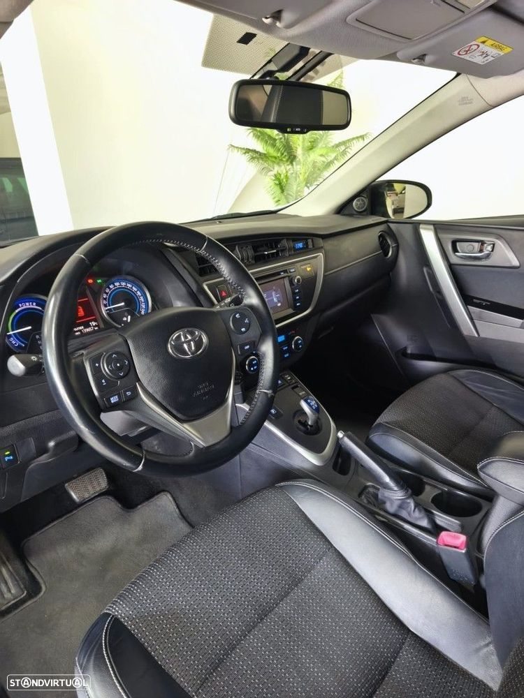 Toyota Auris 1.8 HSD Exclusive+Navi - 11