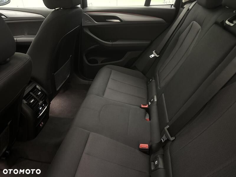 BMW X3 xDrive20i GPF - 21