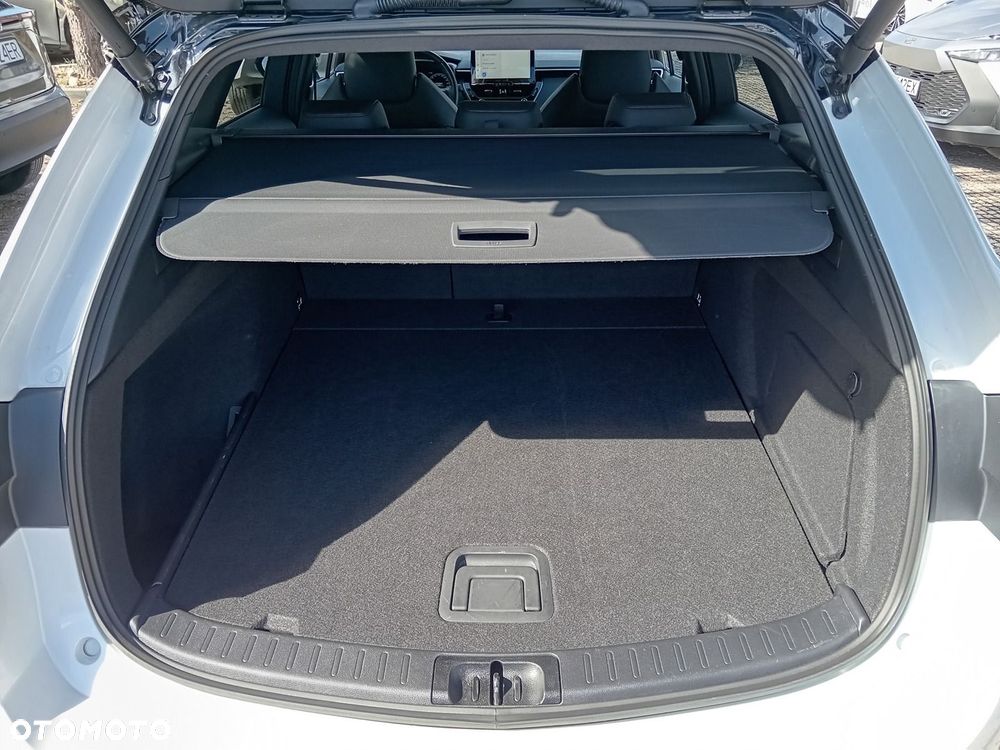 Toyota Corolla 2.0 Hybrid GR Sport - 32