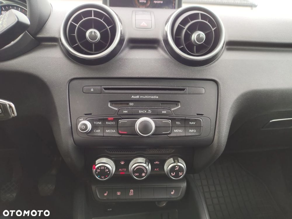 Audi A1 Sportback 1.6 TDI S line edition - 12