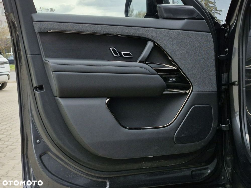 Land Rover Range Rover Sport - 17