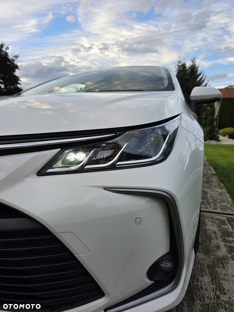 Toyota Corolla 1.8 Hybrid Comfort - 10