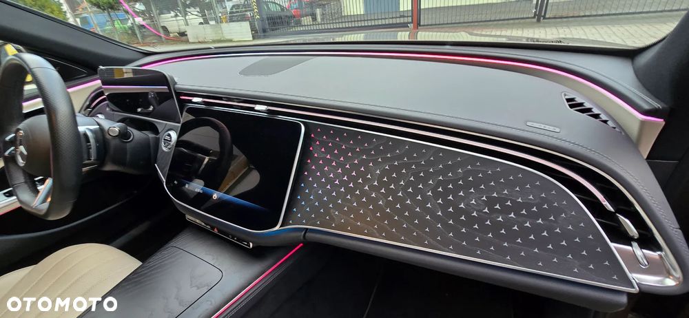 Mercedes-Benz Klasa E - 15