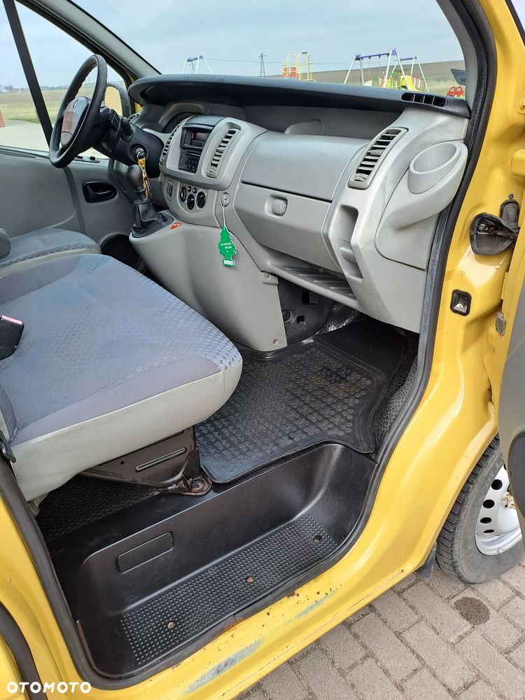 Renault trafic - 10