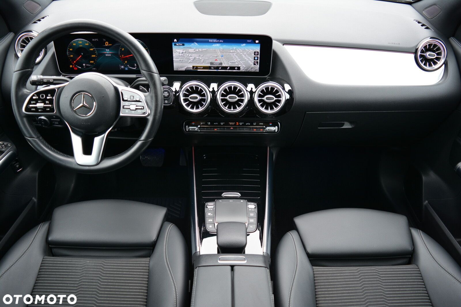 Mercedes-Benz GLA 200 Progressive - 17