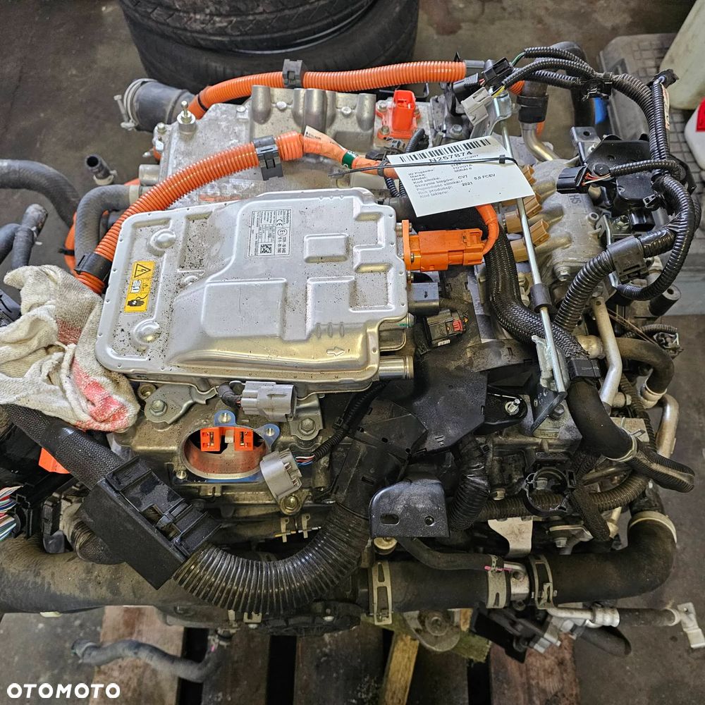 TOYOTA MIRAI II FCEV 2021 SEDAN AUTOMAT 182KM Silnik elektryczny wodorowy - 6