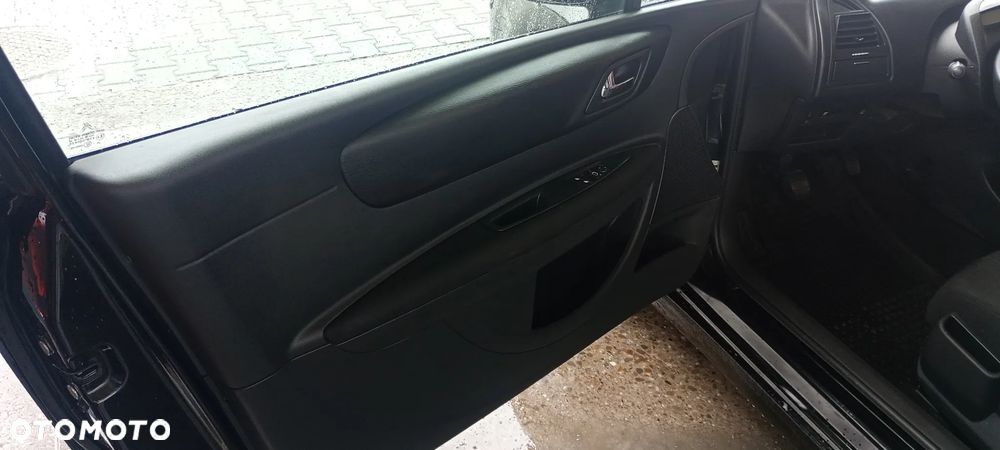 Citroën C4 1.4 16V VTR - 19