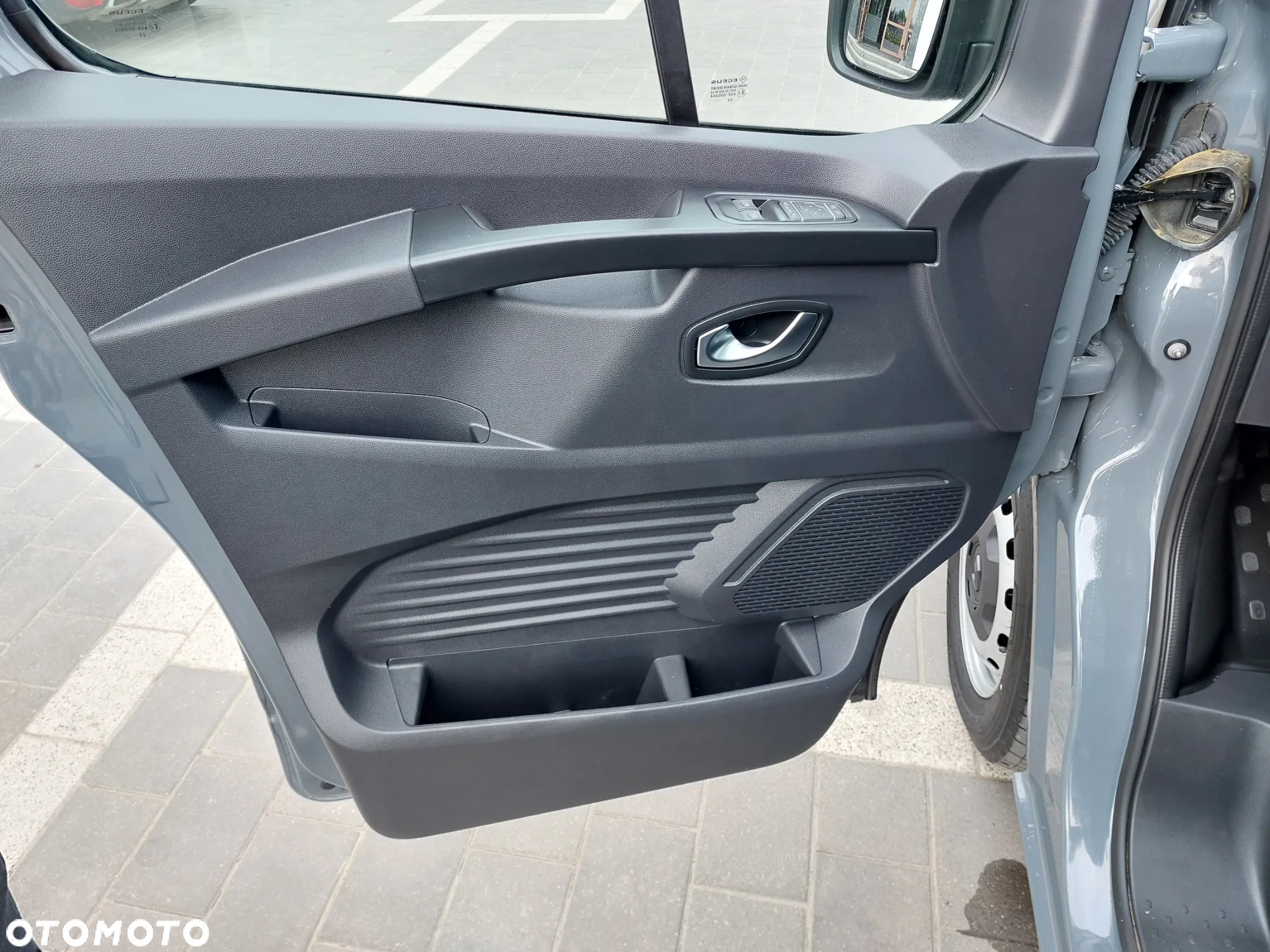 Renault Trafic - 9