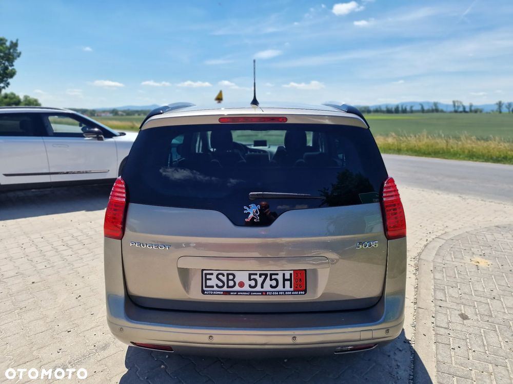 Peugeot 5008 1.6 HDi Premium - 12
