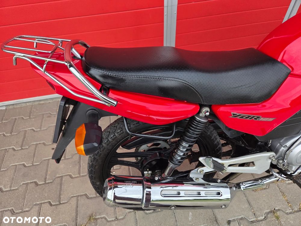 Yamaha YBR - 8