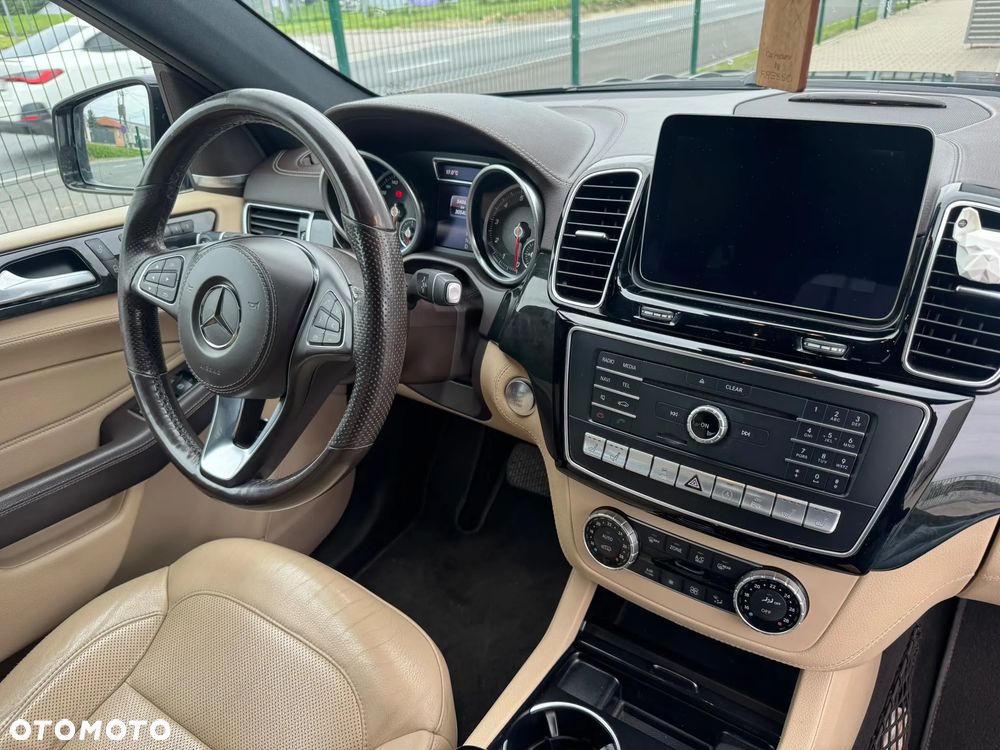 Mercedes-Benz GLS 400 4-Matic - 11