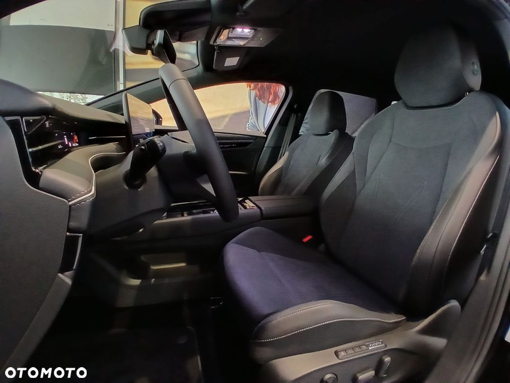 Volkswagen ID.7 Tourer 77kWh Pro Plus - 11