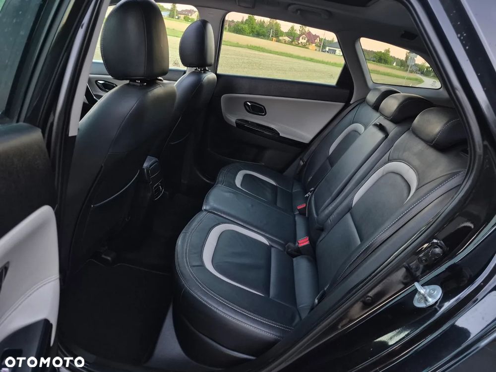 Hyundai i30 1.6 CRDi Premium - 26