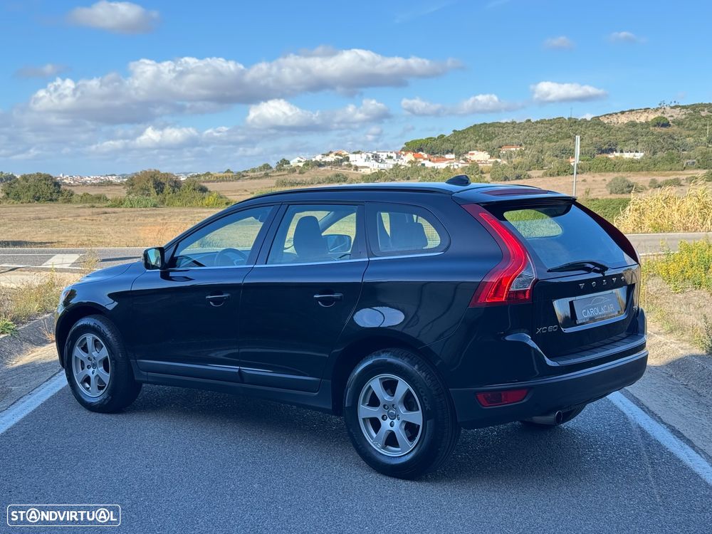 Volvo XC 60 2.0 D3 Drive Summum - 3