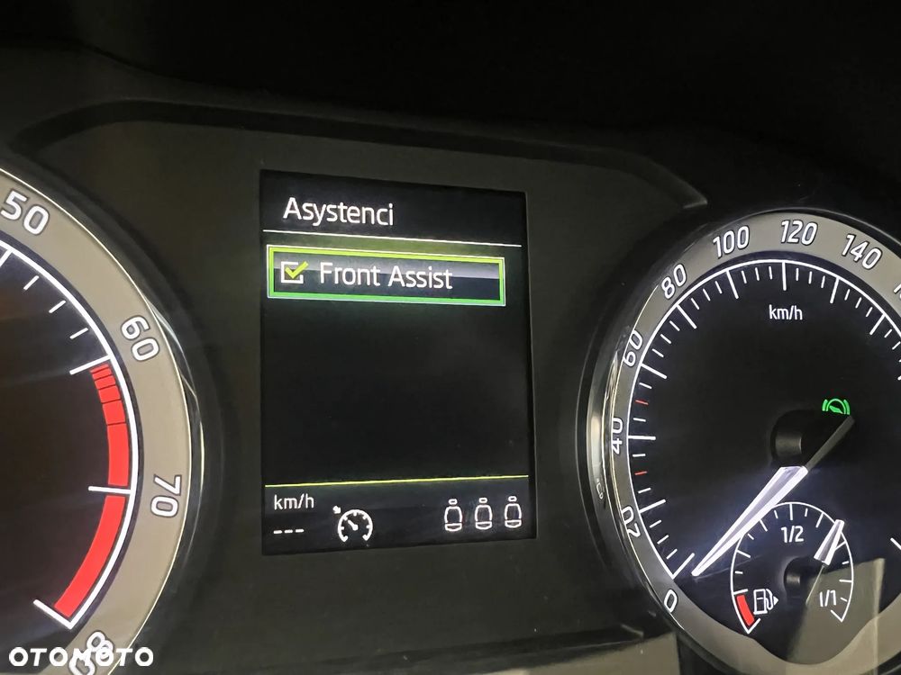 Skoda Karoq 1.5 TSI ACT 4x2 Style DSG - 22