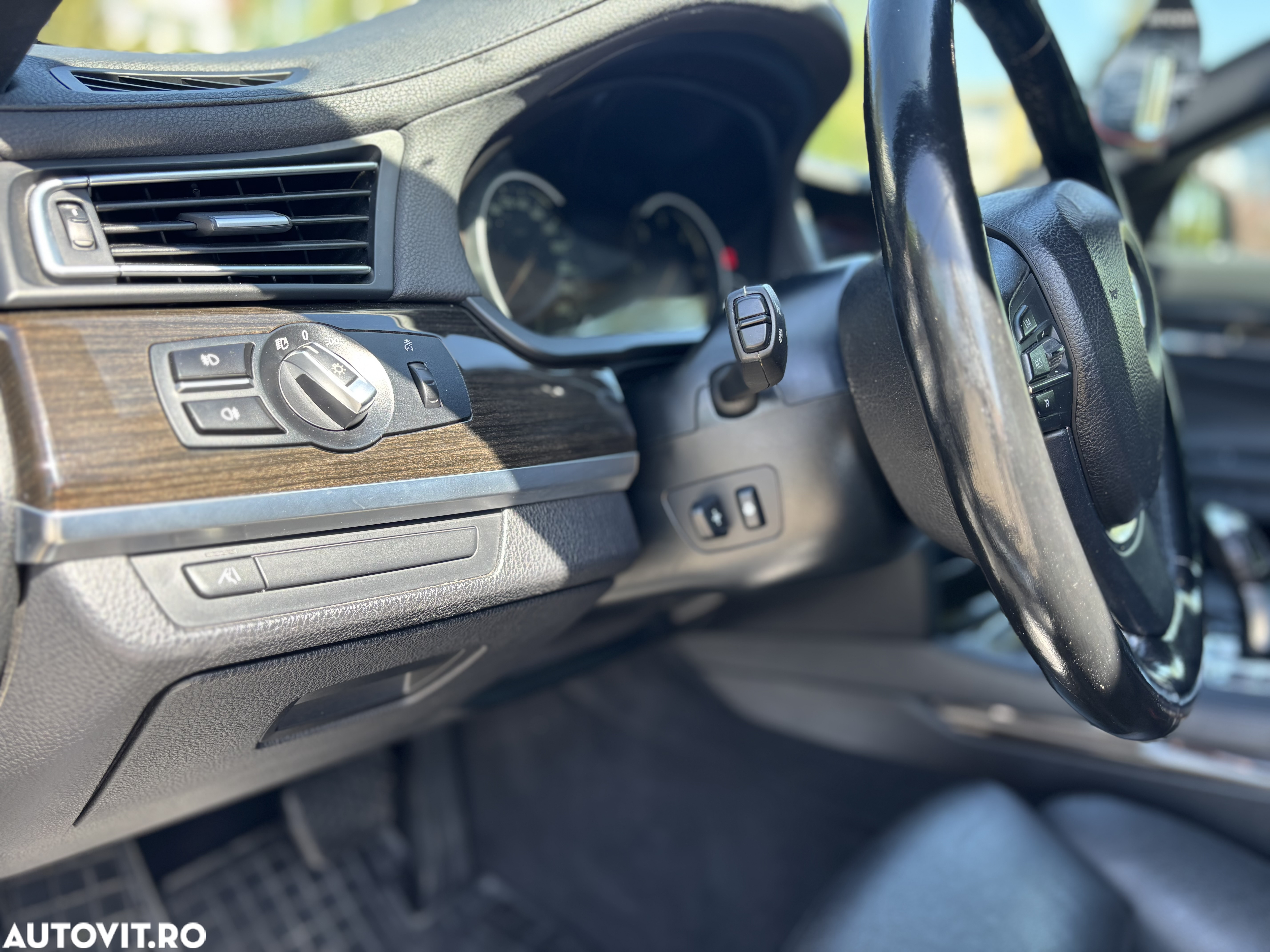 BMW Seria 7 730d xDrive - 11