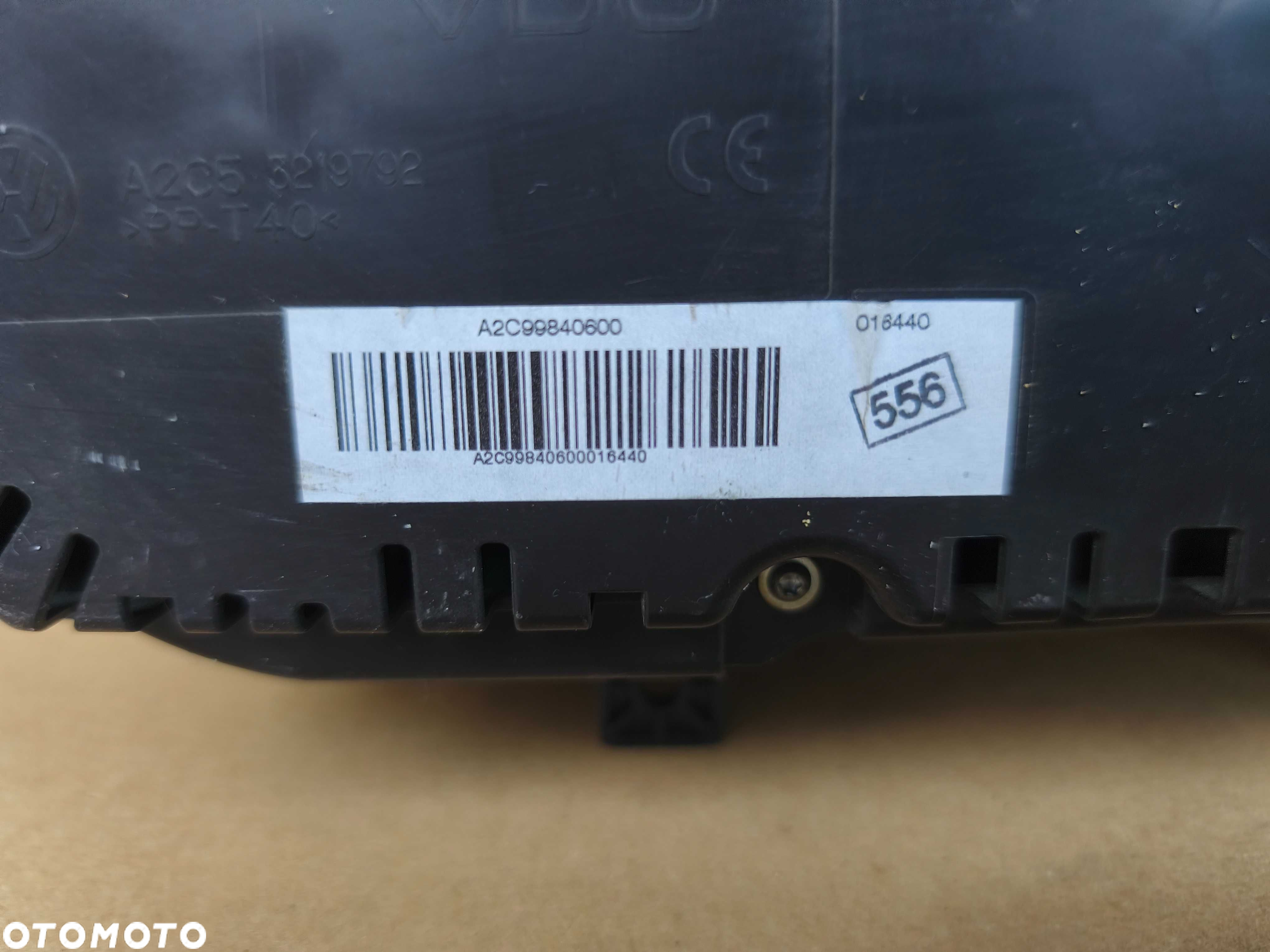Audi Q3 8U0 licznik zegary prędkościomierz benzyna 8U0.920.940L - 6