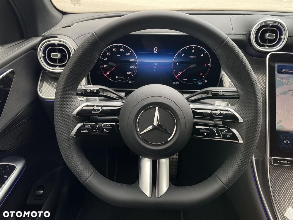 Mercedes-Benz GLC - 14