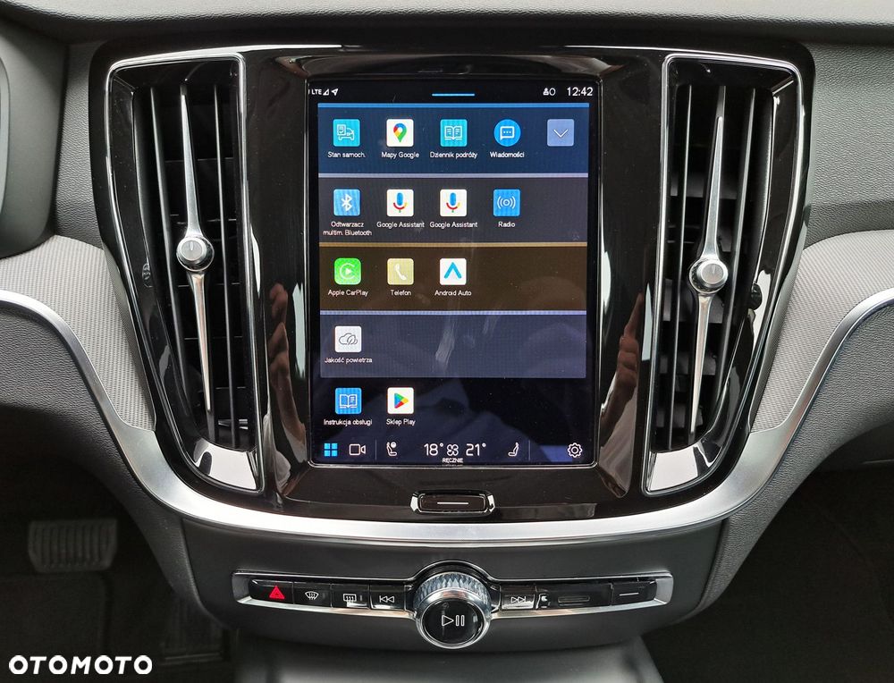 Volvo V60 Cross Country - 19