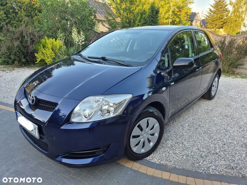 Toyota Auris 1.4 VVT-i Terra - 4