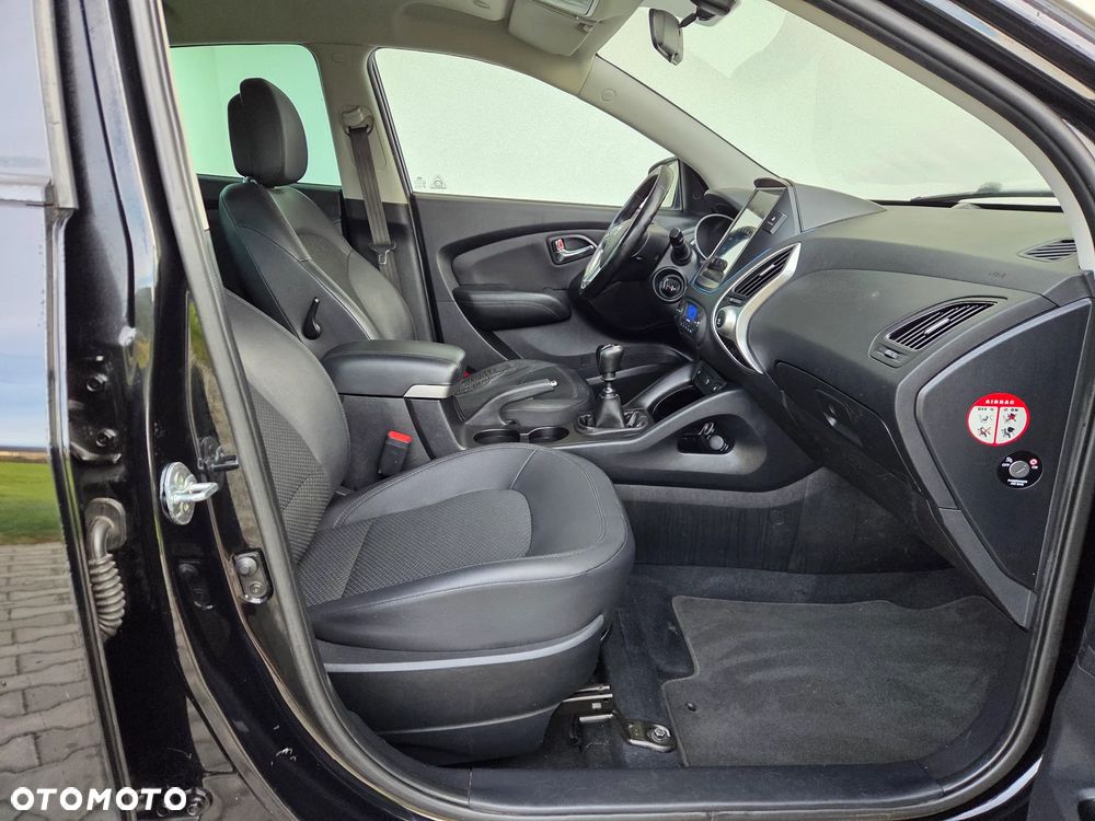 Hyundai ix35 - 11