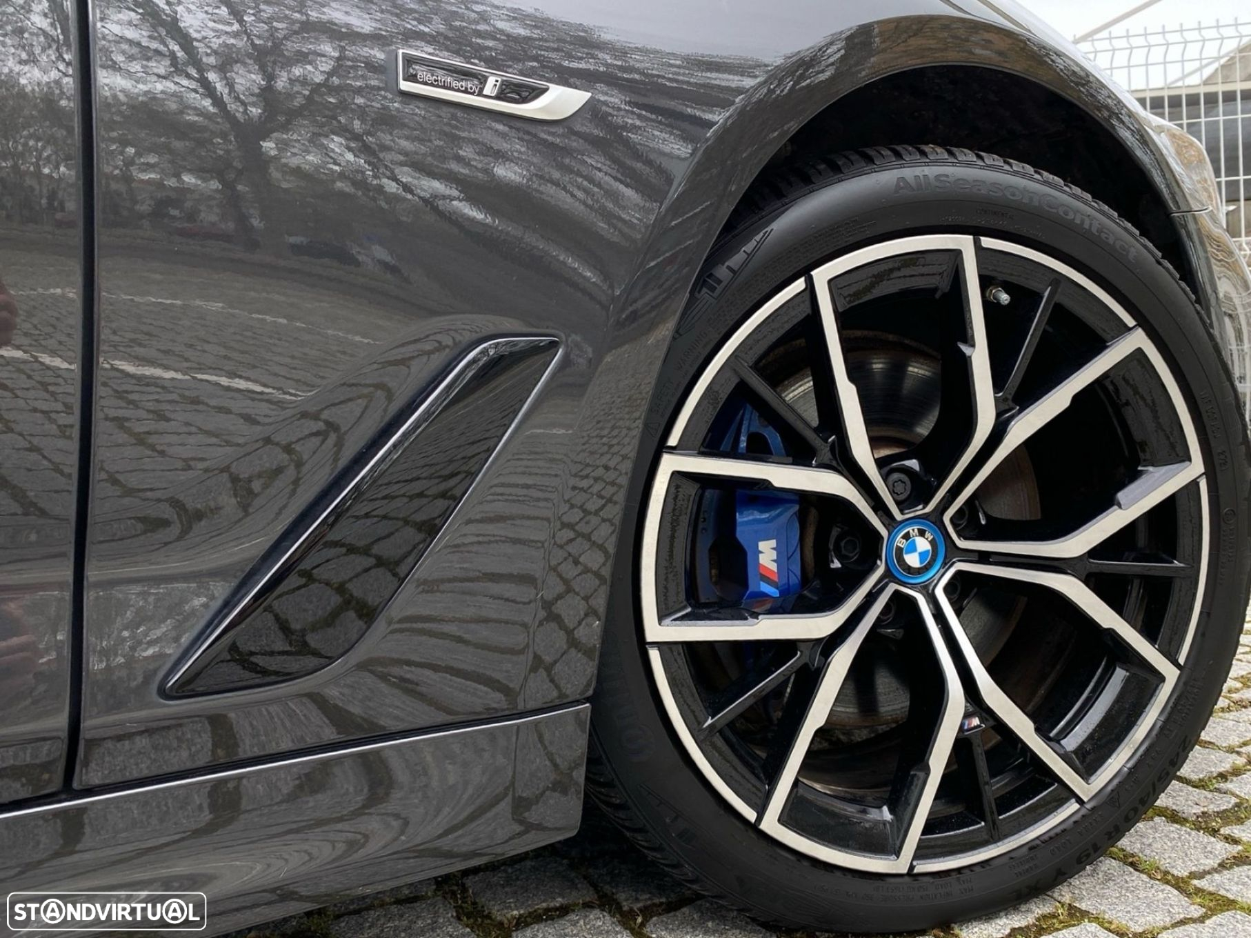 BMW 530 e Pack Desportivo M - 4