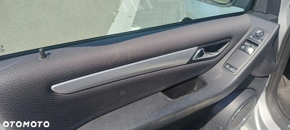 Mercedes-Benz Klasa B 180 CDI DPF - 11