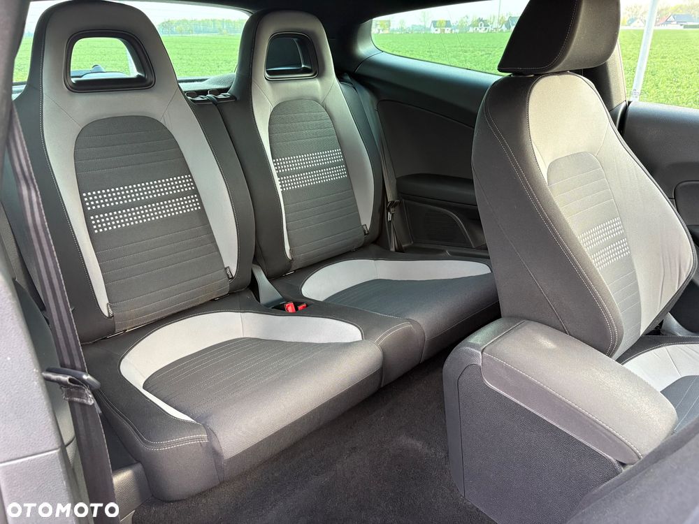 Volkswagen Scirocco 1.4 TSI Life - 28