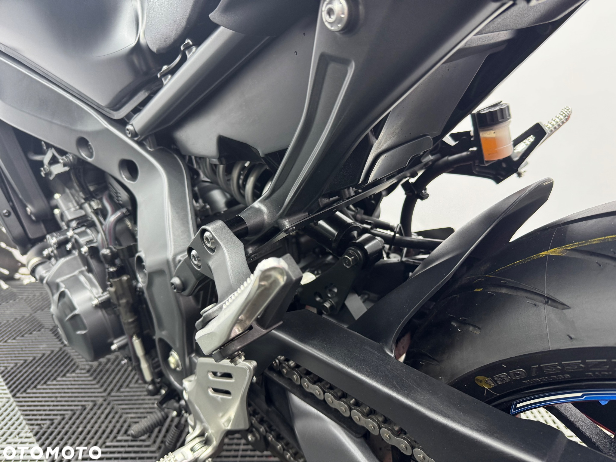 Yamaha MT - 16