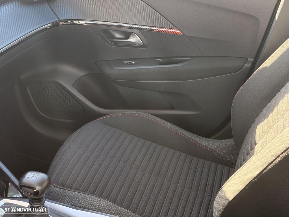 Peugeot 208 1.2 PureTech Active Pack - 16