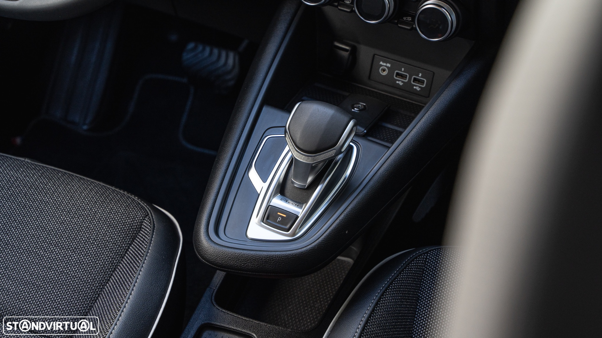 Renault Captur 1.6 E-Tech Plug-In Intens - 14