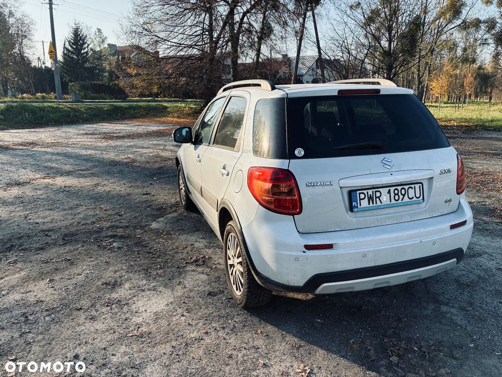 Suzuki SX4 1.6 Premium 4WD - 4
