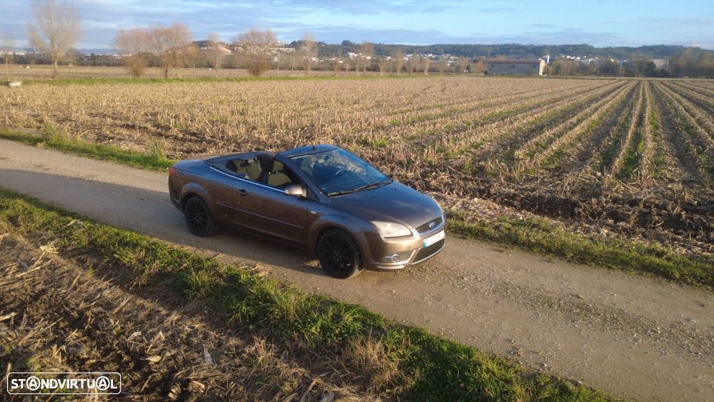 Ford Focus Coupé-Cabrio 1.6 Comfort - 1