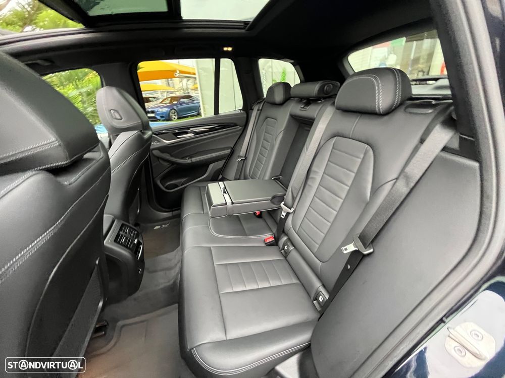 BMW iX3 Inspiring - 59