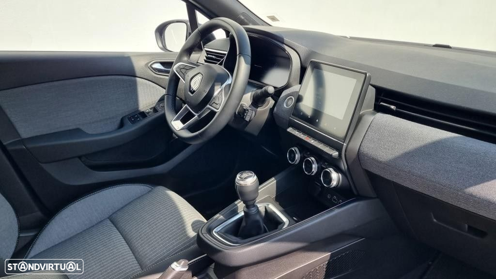 Renault Clio 1.0 TCe Techno Bi-Fuel - 17