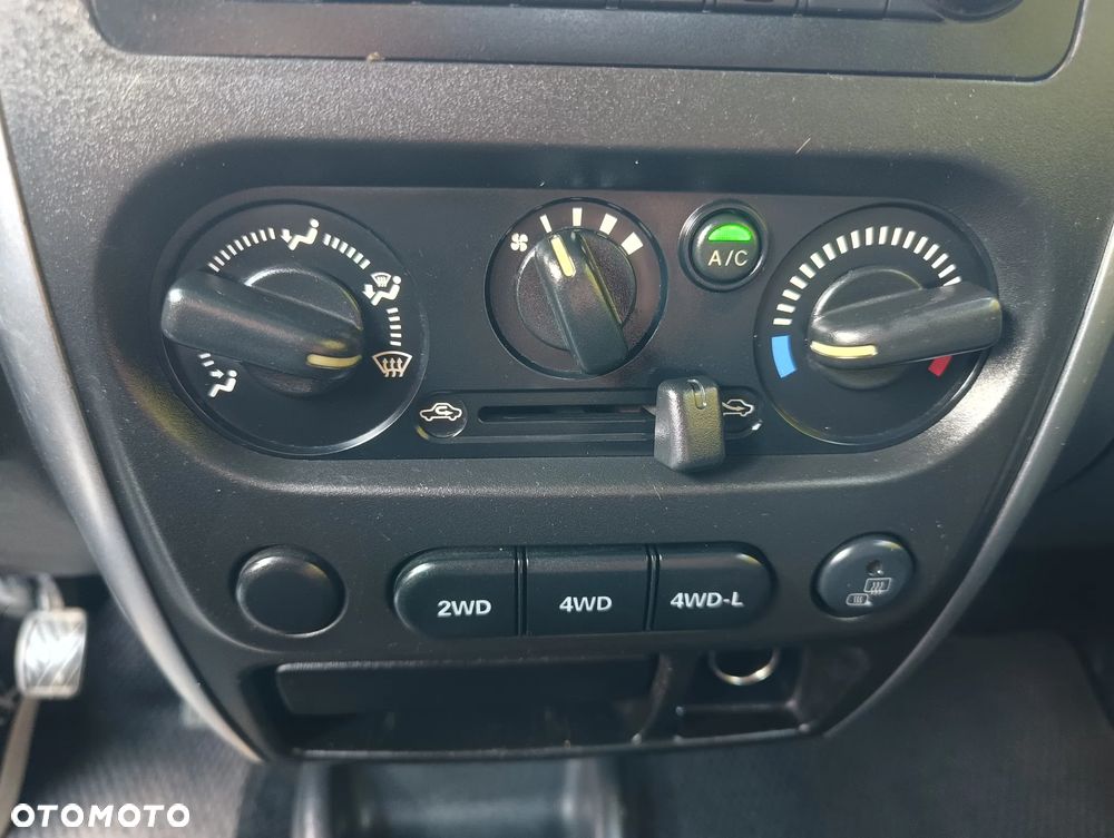 Suzuki Jimny 1.5 DDiS Comfort - 6