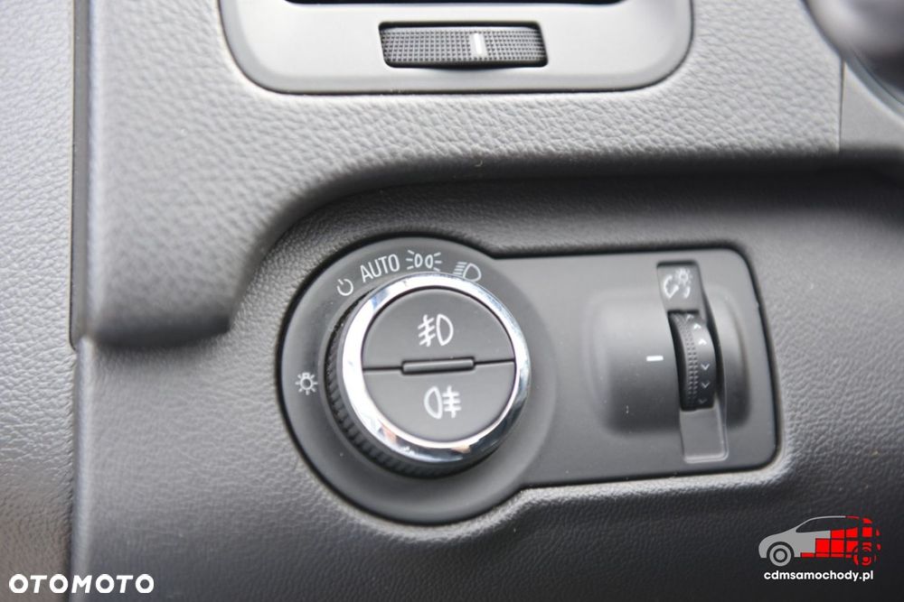 Opel Insignia - 34