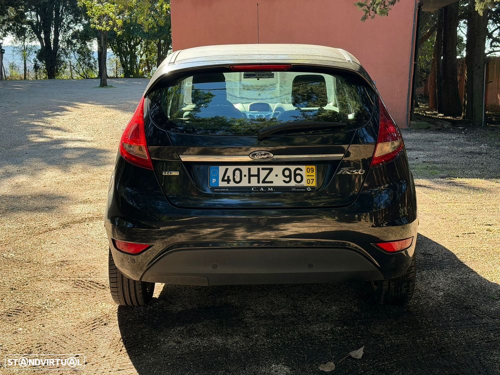 Ford Fiesta 1.4 TDCI Titanium - 5