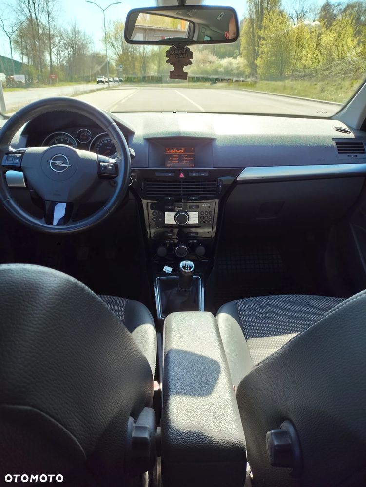 Opel Astra 1.8 - 13