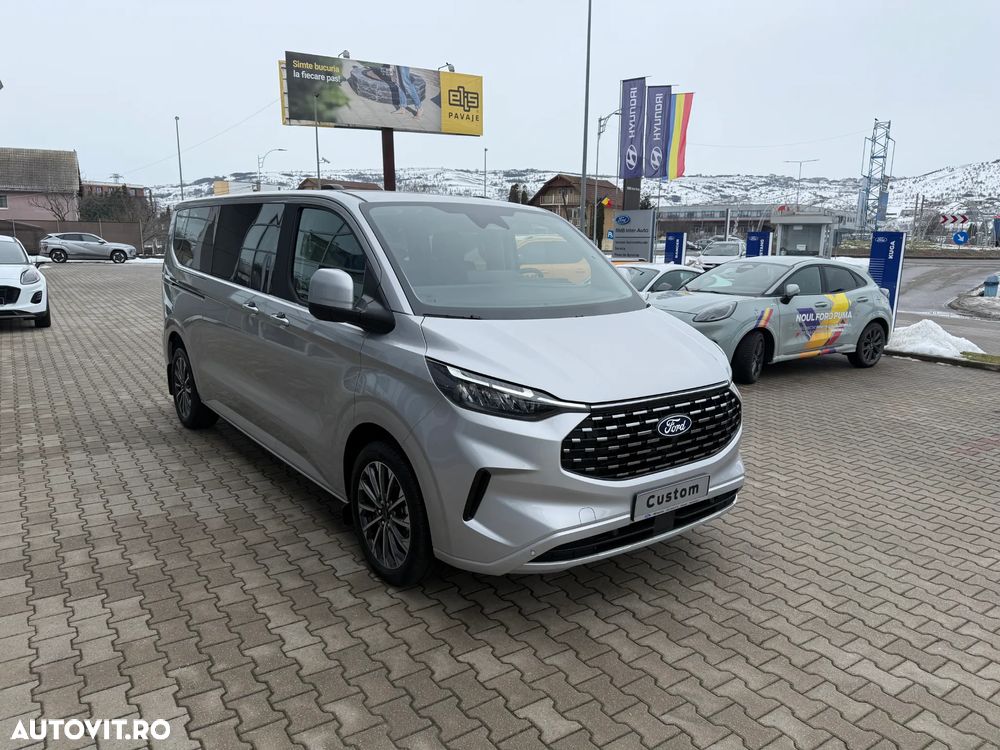 Ford Tourneo Custom - 7