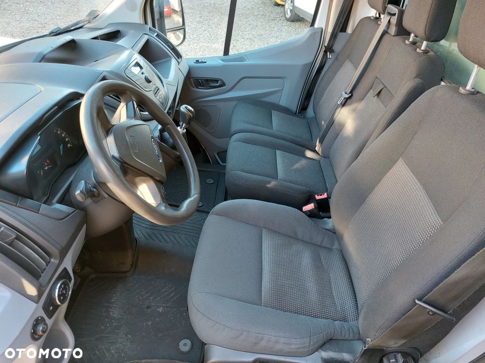 Ford TRANSIT - 13