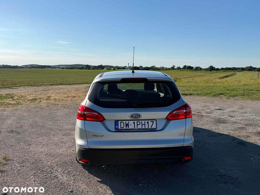 Ford Focus 1.5 TDCi SYNC Edition - 7