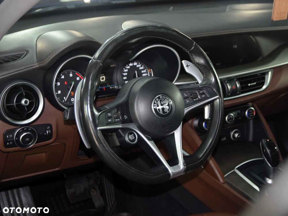 Alfa Romeo Stelvio 2.0 Turbo Executive Q4 - 17